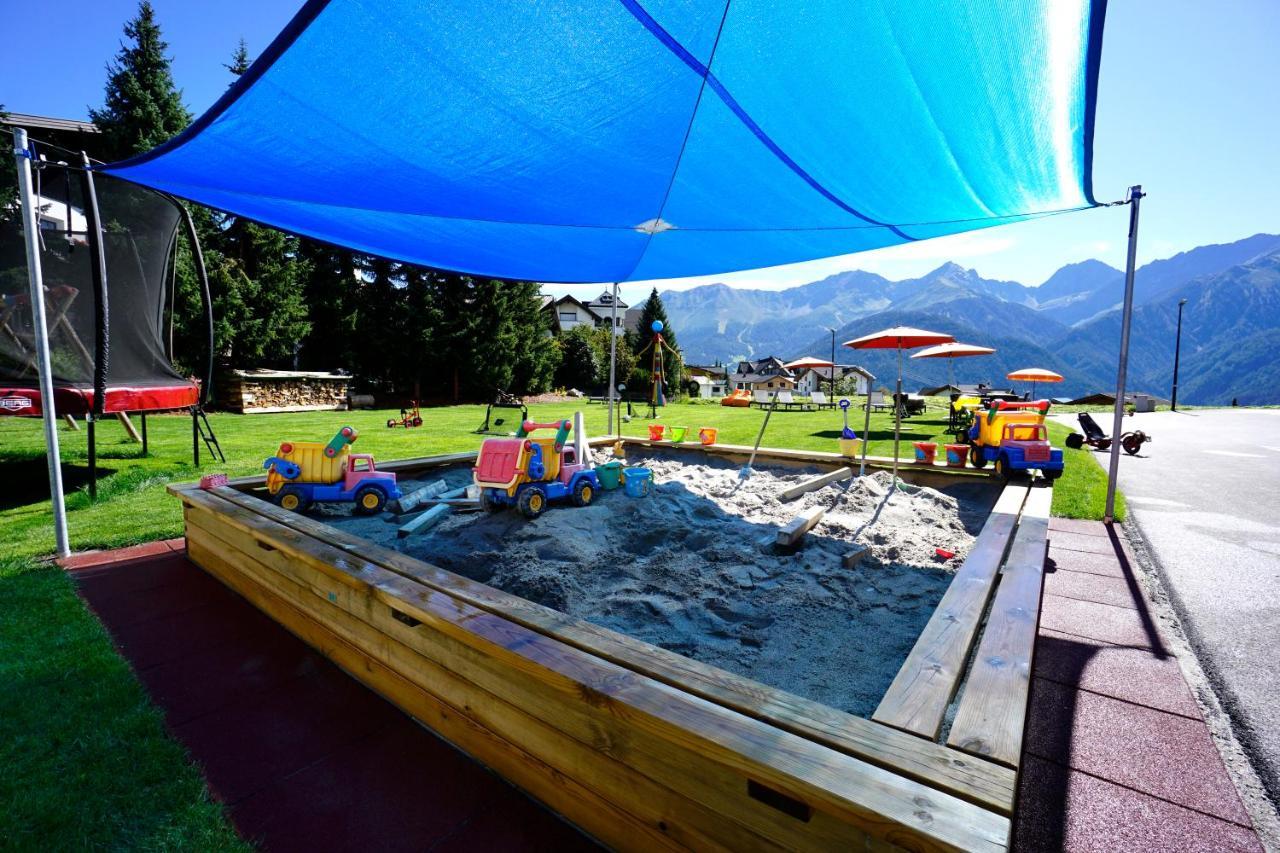 Apart-Hotel Alpinsonnenresidenz Fiss Kültér fotó